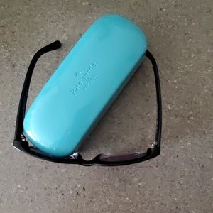 kate spade Accessories - Like new Kate Spade sunglasses kate spade Accessories - Like new Kate Spade sunglasses
